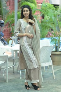 Tanya Ravichandran Pictures